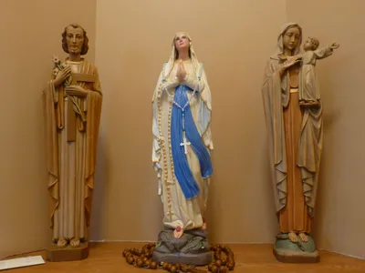 Statues in the entryway.