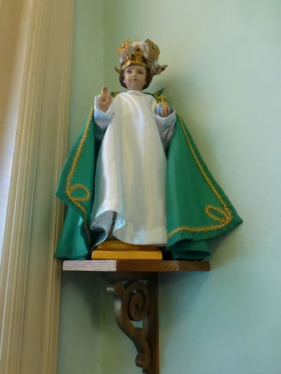 Infant of Prague statue.