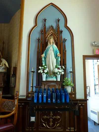 Right side altar.