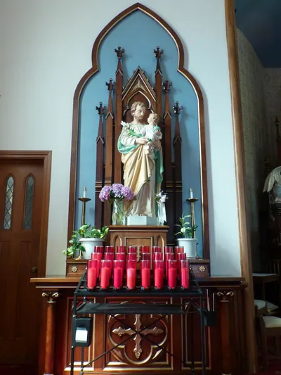 Left side altar.