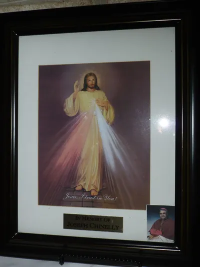 Divine Mercy image.