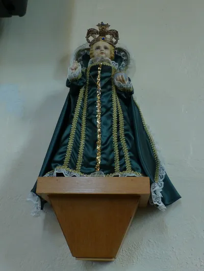 Infant of Prague statue.