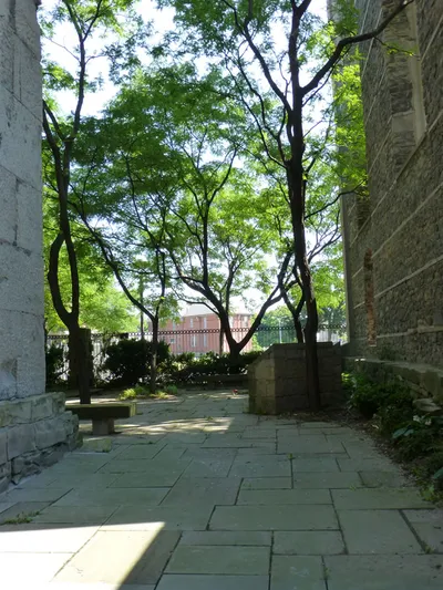 Looking inside the park, right entrance.