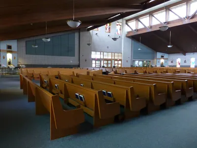 View from front right corner.
