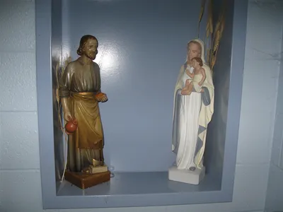 Holy family statues.