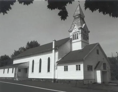 Former church, 1955. Note the change in appearance for the facade. Source: Hilton Municipal Historian collection