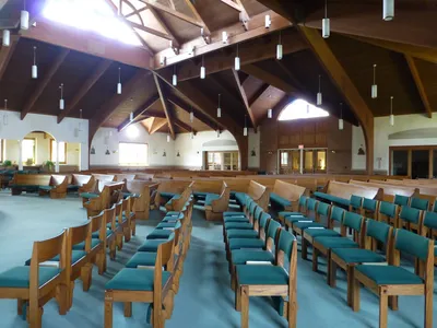 View from the front left corner.