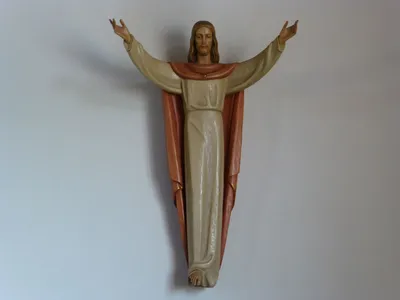 Statue of Christ.