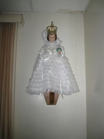 Infant of Prague statue.