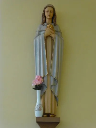 Statue of Our Lady.