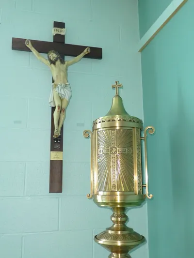 Crucifix and tabernacle.