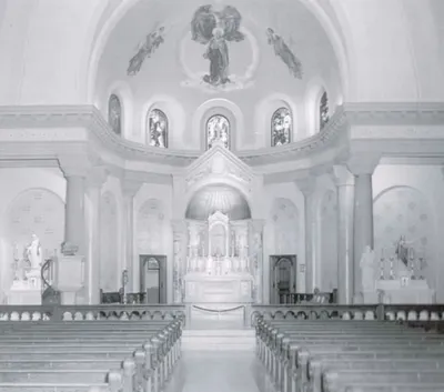 Sanctuary, pre-Vatican II. Source: St. Mary's Church Centennial 2005