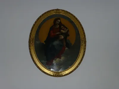 Painting of Our Lady.