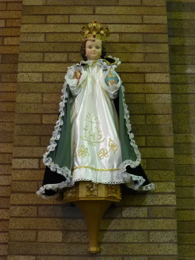Infant of Prague statue.