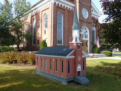 Model of the church.