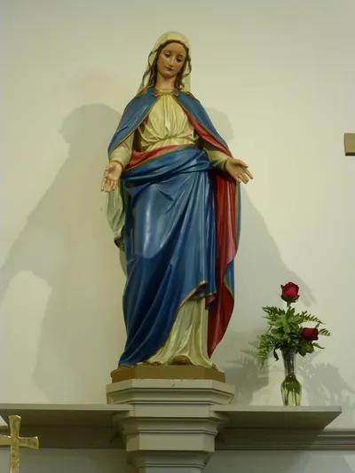 Statue of Our Lady.