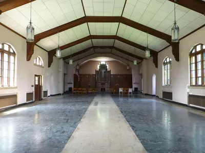 Interior of main chapel.