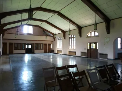 From front right corner.