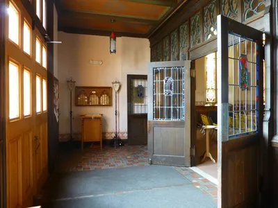 Narthex.