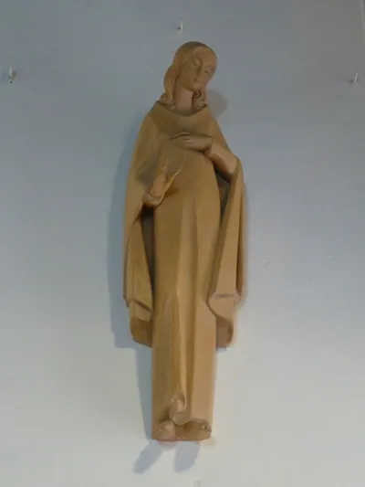 Statue of Our Lady.