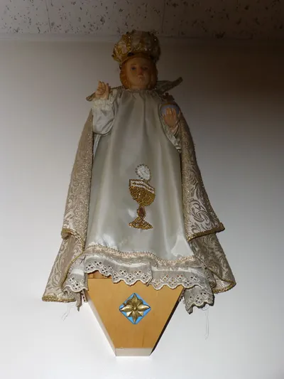 Infant of Prague statue.