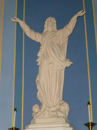 Statue of Our Lady.