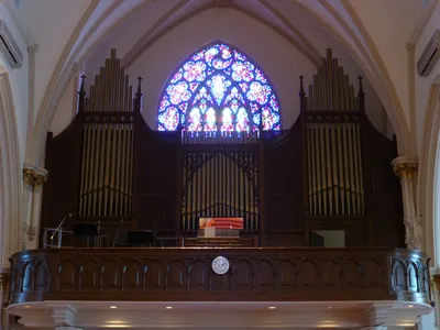 Choir loft and organ.