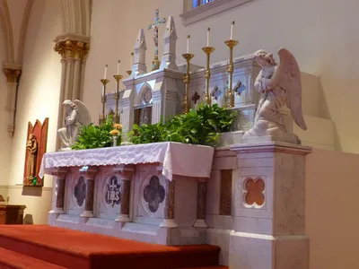 High altar from right angle.