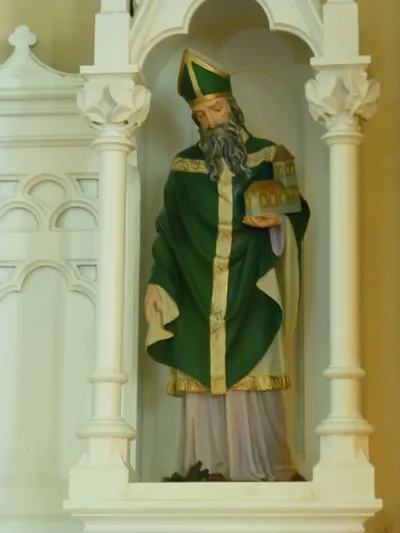 St. Patrick statue in reredo.