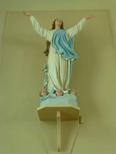 Assumption statue.