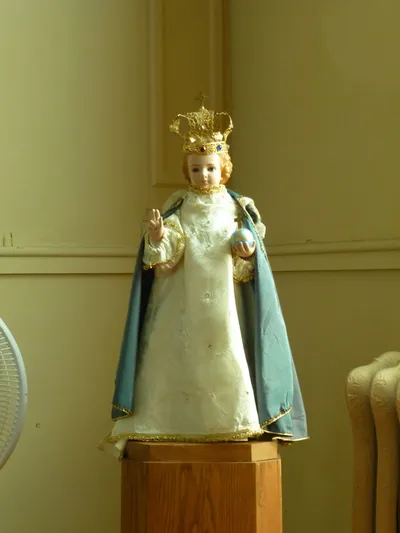 Infant of Prague statue.