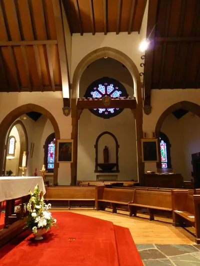 Right transept.