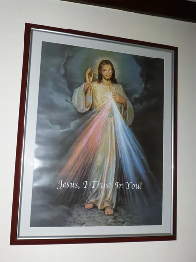 Divine Mercy image.
