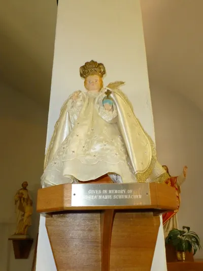 Infant of Prague statue.