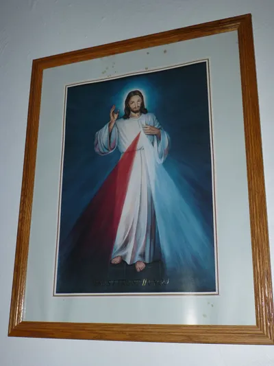 Divine Mercy image.