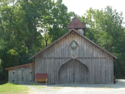 Garage building. I'm not sure what this was before...