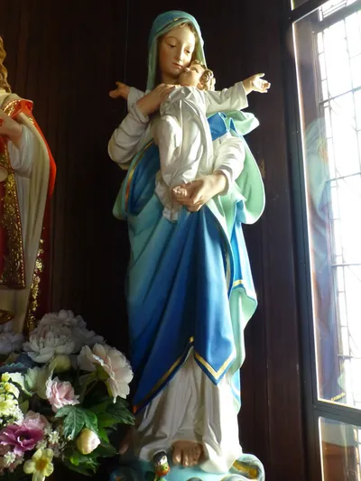 Statue of Our Lady.