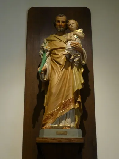 Statue of St. Jsoeph.