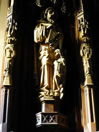 Statue in reredo.