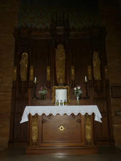 Right side altar.