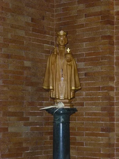 Infant of Prague statue.