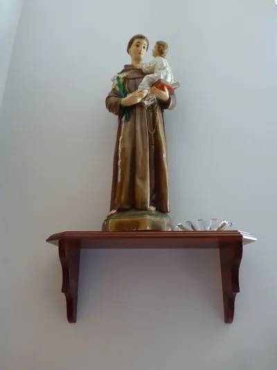 Statue of St. Anthony.