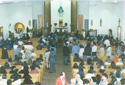 1990s renovation interior. Source: Parish Directory (undated)