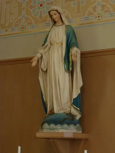 Statue of Our Lady.