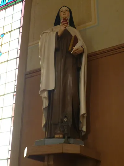 Statue of St. Theresa.