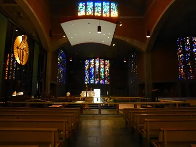View from left side, different lighting.