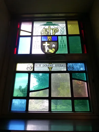 Crest of +Bp. James Kearney.