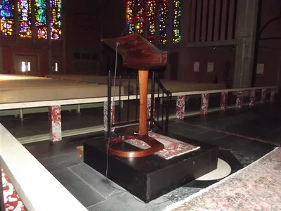 Pulpit.