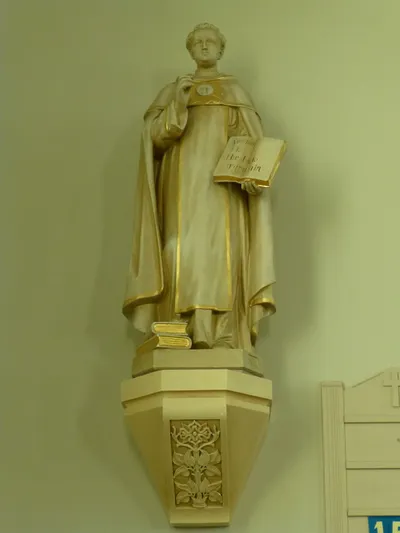 Statue of St. Thomas Aquinas.