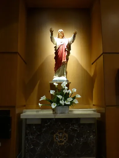 Left side altar.